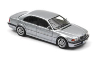 NEO43318 - BMW 740D (E38) SILVER