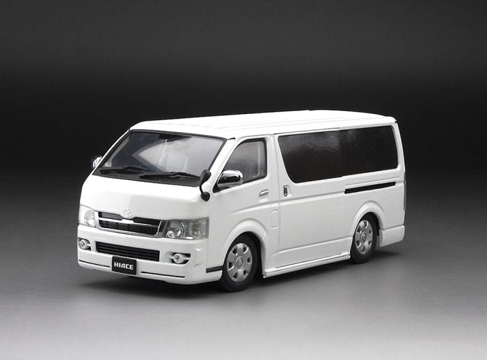 SUN51011 - TOYOTA H200 HIACE VAN SUPER GL WHITE