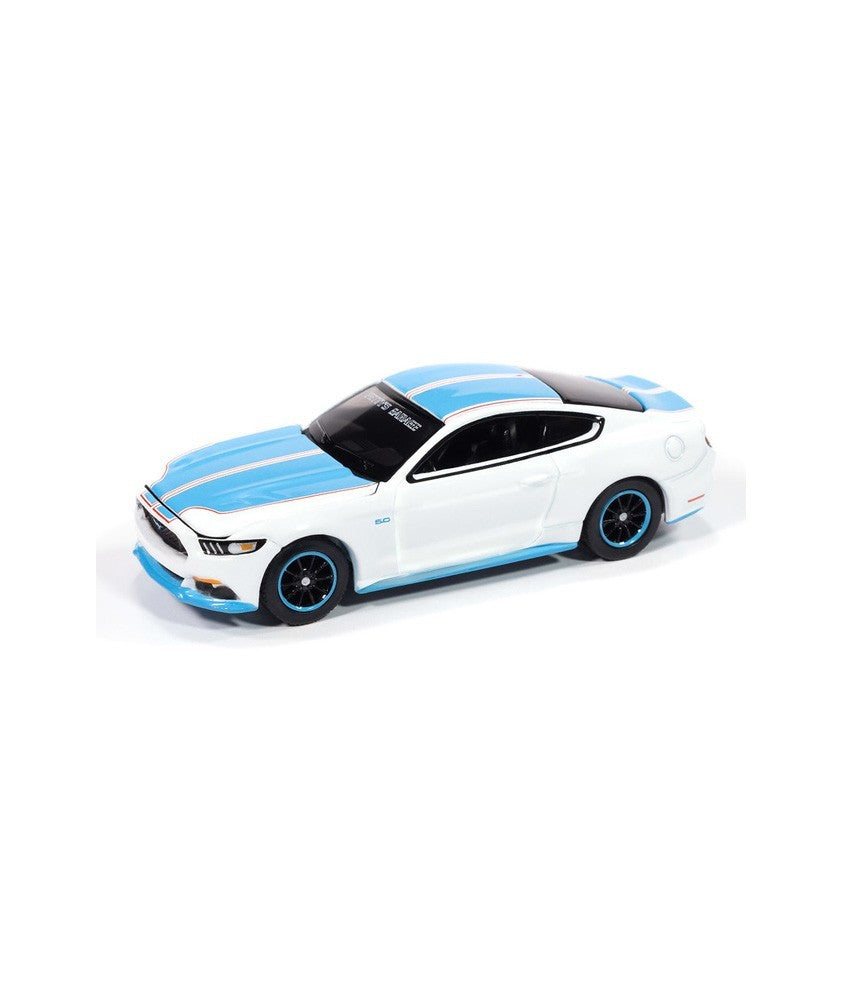 AW64452B3 - 2016 FORD MUSTANG GT KING PREMIER EDITION WHITE WITH BLUE STRIPES