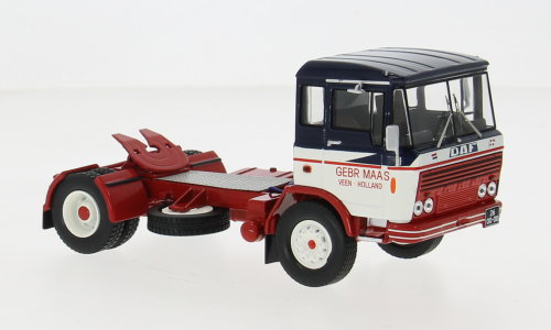 TR195 - DAF 2600 RED WHITE BLUE 1970