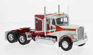 TR200 - FREIGHTLINER FLC 120 64T SILVER/RED 1970