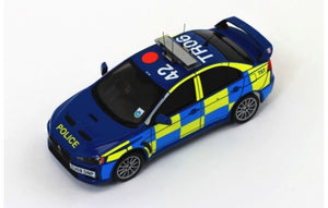 MOC116 - MITSUBISHI LANCER EVO X UK POLICE 2008 BLUE/YELLOW