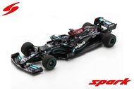 S7695 - MERCEDES-AMG PETRONAS FORMULA 1 TEAM #44 F1 W12 E PERFORMANCE WINNER RUSSIAN GP 2021 100TH F1 VICTORY LEWIS HAMILTON WITH PIT BOARD