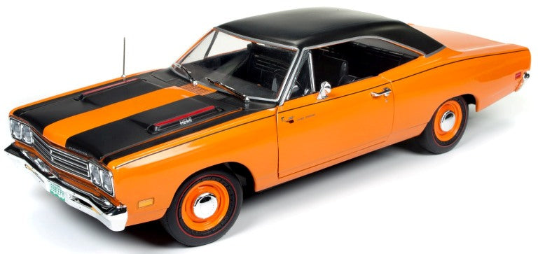 AMM1131 - 1969 PLYMOUTH ROADRUNNER CLASS OF 68 PEACH WITH BLACK TOP