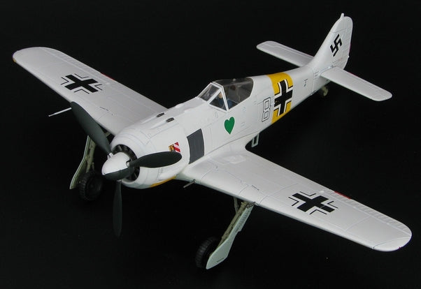 HA7421 - FW190A-4 'WHITE 8' 1 STAFFEL/F GRUPPE JG 54 EASTERN FRONT EARLY 2+5